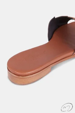 Cleo Cuero 2Cm