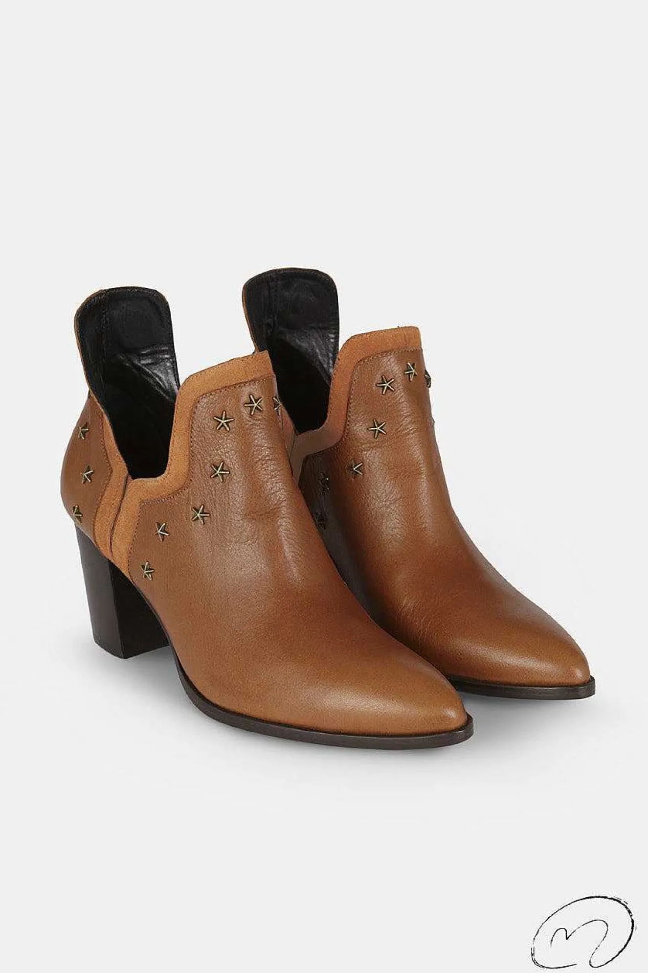 Nay Boots Cuero Tacón 7Cm